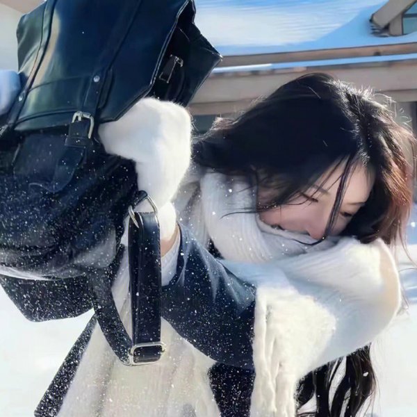 弘大真相 海报